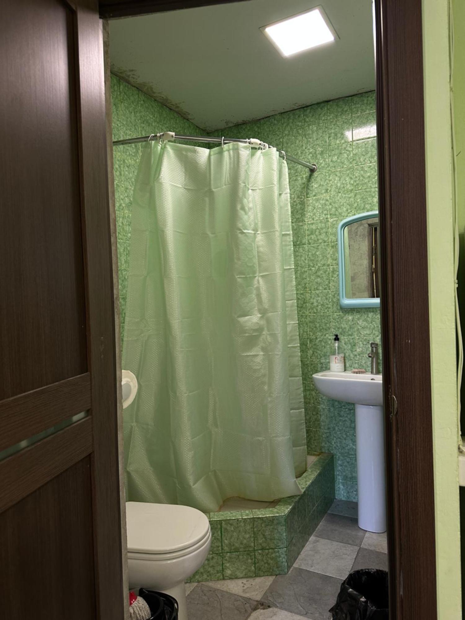 Vahe'S Family Guest House Front エレバン エクステリア 写真