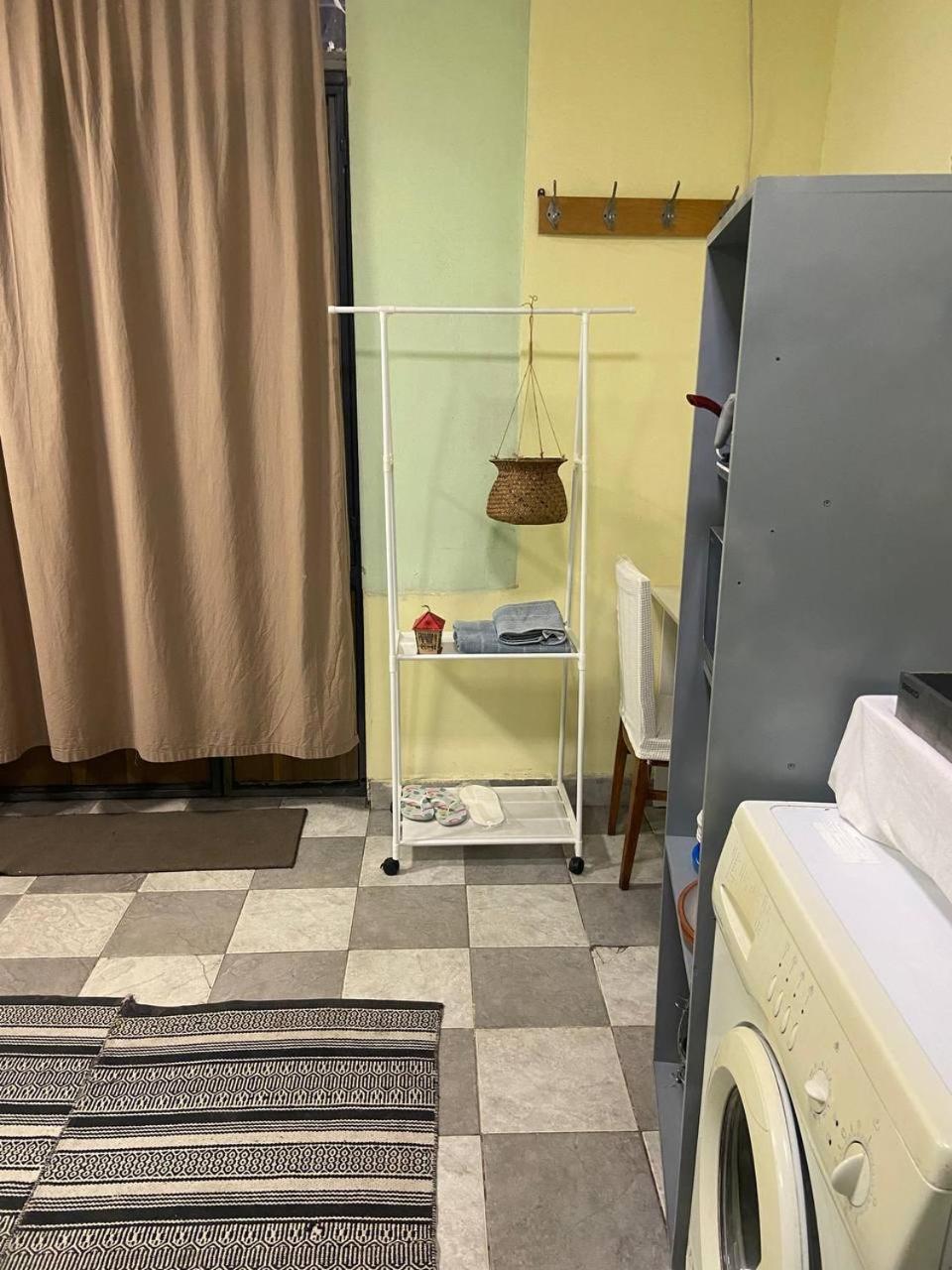 Vahe'S Family Guest House Front エレバン エクステリア 写真