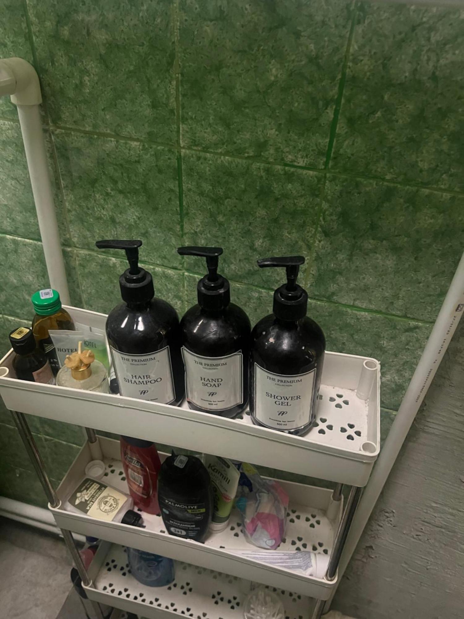 Vahe'S Family Guest House Front エレバン エクステリア 写真